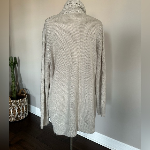 Boutique x Royal & Reese Cable Knit Sweater Open Oversized Cardigan - Worn 1x - Picture 3 of 8